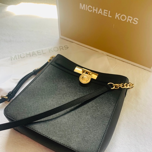 NWT. Price drop! AUTH Michael Kors crossbody - Picture 4 of 8